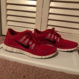 Red Nike Free Runs